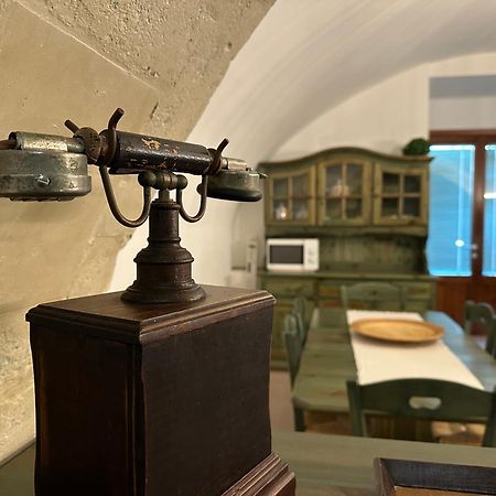 Historic B&B Apartments Home Chiaramonte Gulfi Ngoại thất bức ảnh