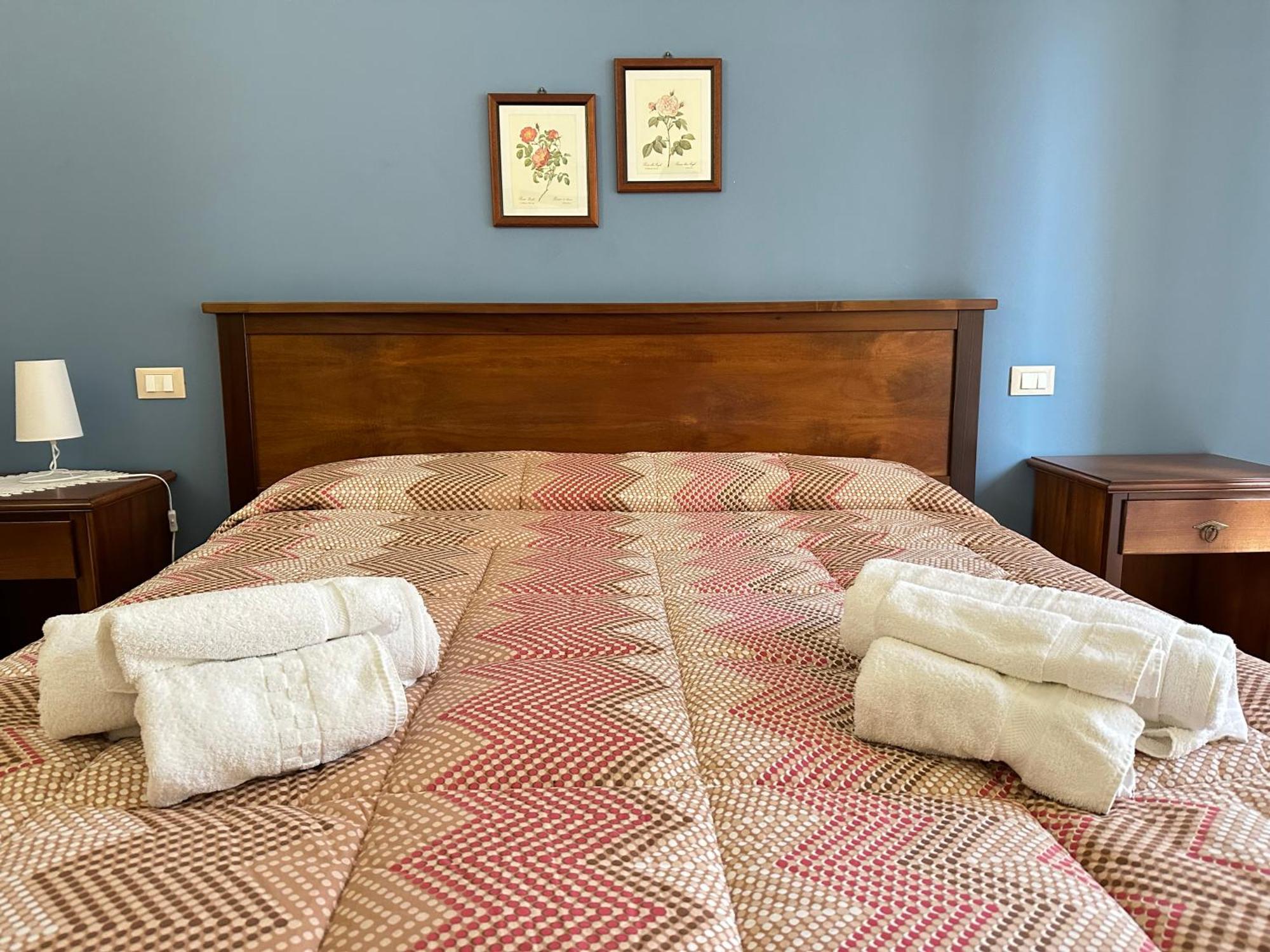 Historic B&B Apartments Home Chiaramonte Gulfi Ngoại thất bức ảnh